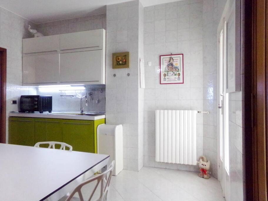 Appartement Fronte Mare à Molfetta Extérieur photo